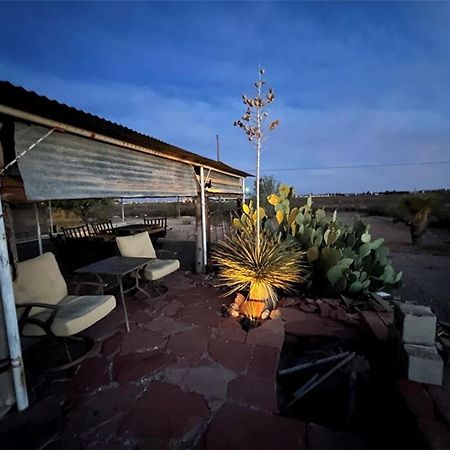 Hole In The Wall Getaway - Usa Mexico Border Bed And Breakfast Columbus Exteriör bild